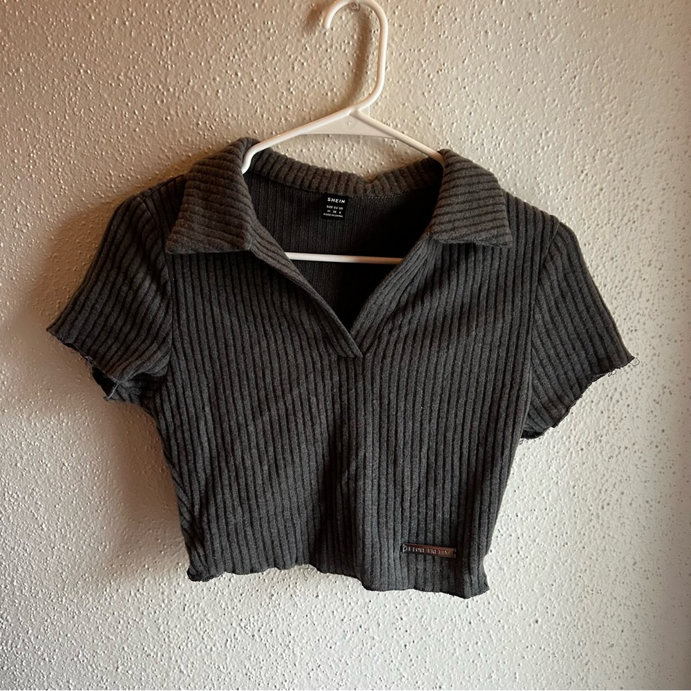 Grey crop top